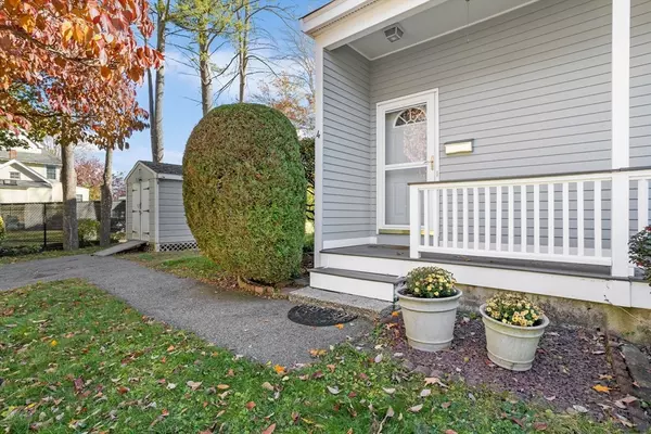 Merrimac, MA 01860,4 Vendome #4