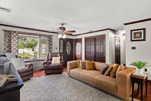 Attleboro, MA 02703,12 Tyson Place