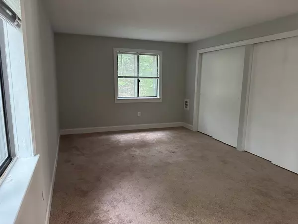 Natick, MA 01760,19 Village Rock #10