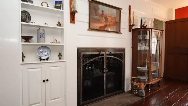 Attleboro, MA 02703,678 North Main Street