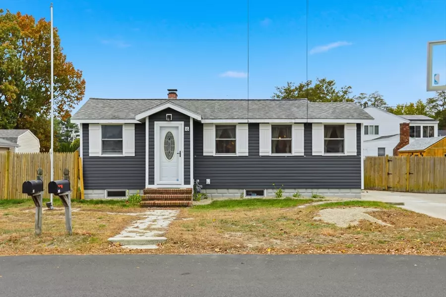 16 Farley St, Methuen, MA 01844