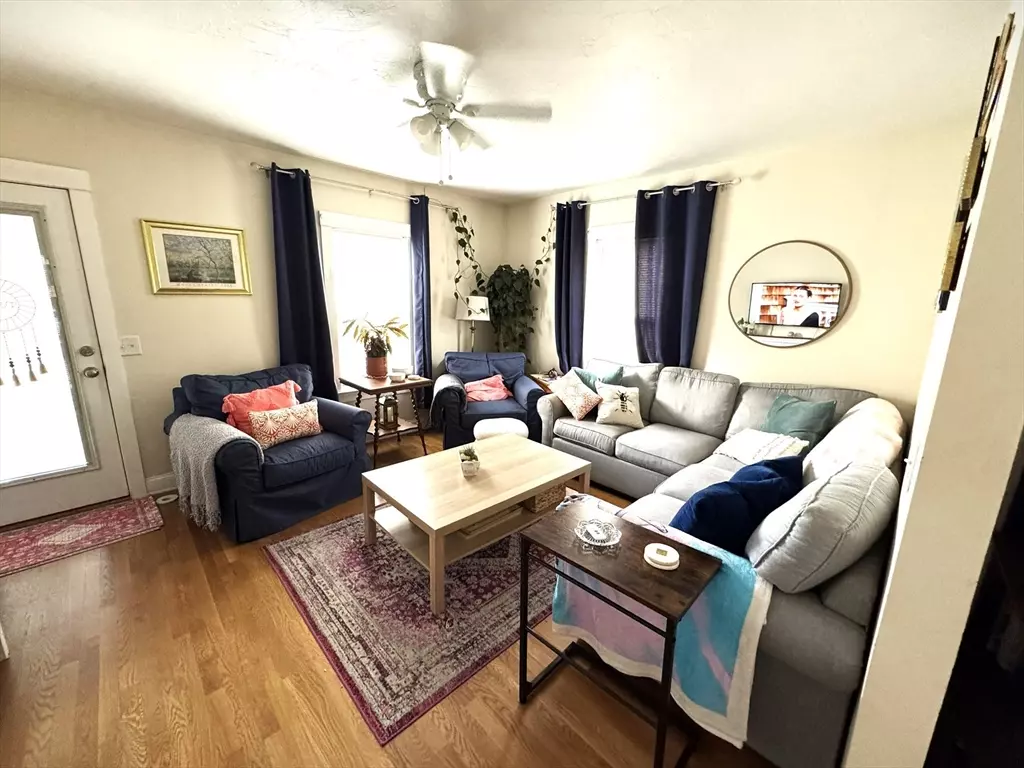 Quincy, MA 02169,102 Liberty St #1