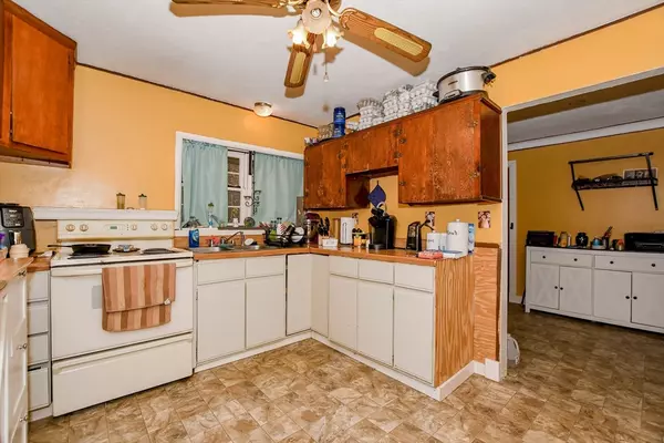 Wareham, MA 02571,6 Gilbert Way