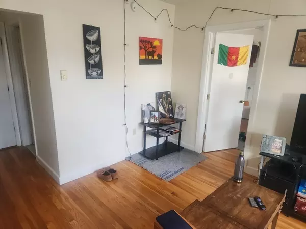 Boston, MA 02134,20 Armington St #23