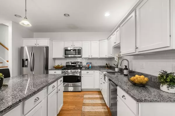 Boston, MA 02132,865 Lagrange #5