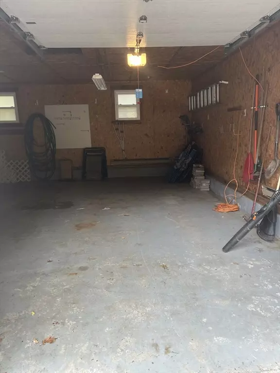 Worcester, MA 01602,27 Dawson Road