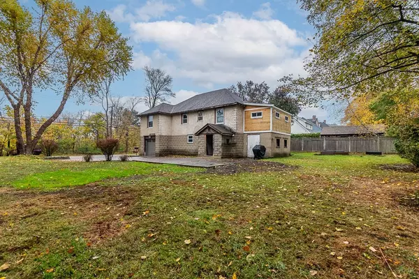 Dedham, MA 02026,58 Jersey St