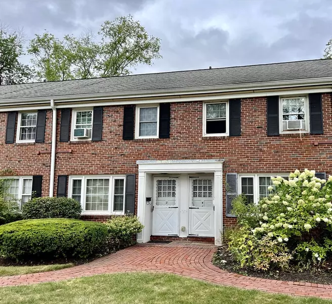 276 Main St #3C, Acton, MA 01720