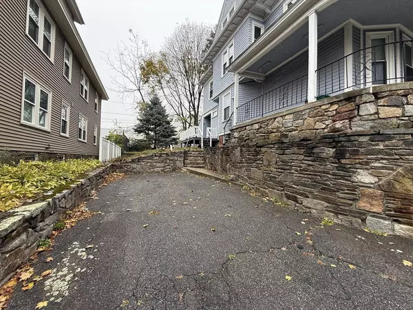 Worcester, MA 01603,5 Stoneland Road