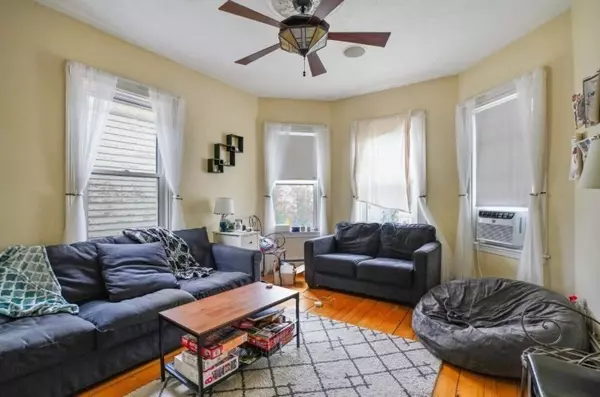 Boston, MA 02120,68 Calumet Street #3