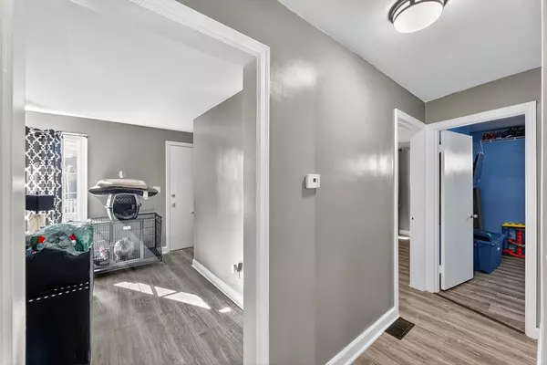 Pawtucket, RI 02861,15 Don Ct