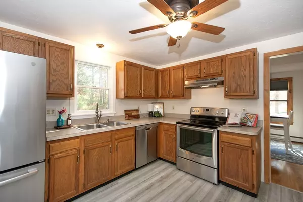 Plymouth, MA 02360,7 Bournehurst Dr