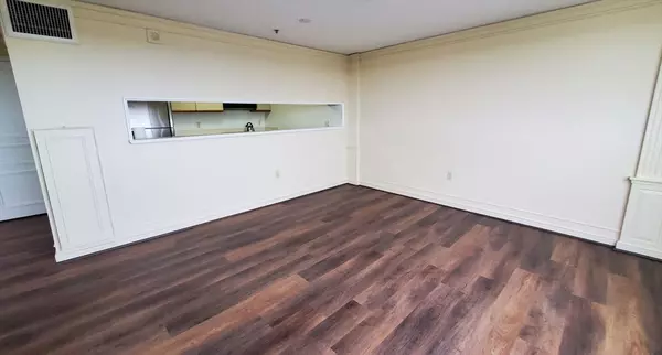 Quincy, MA 02169,1 Adams St #707