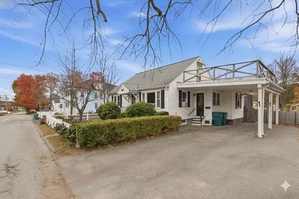 Fitchburg, MA 01420,429 Oak Hill Rd