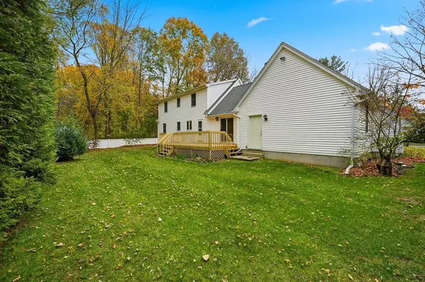 Agawam, MA 01001,15 Forest Ridge Ln