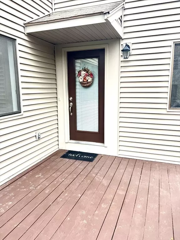 Hudson, MA 01749,123 Chapin Rd #1A4