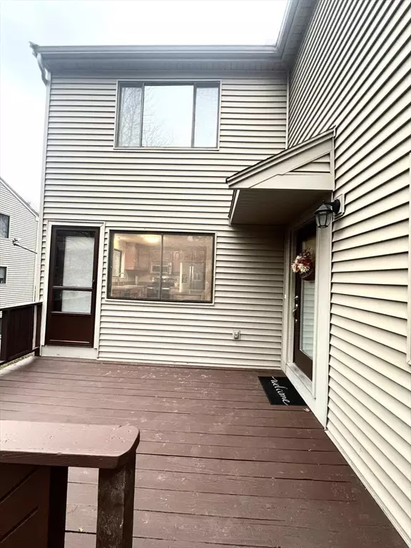 Hudson, MA 01749,123 Chapin Rd #1A4