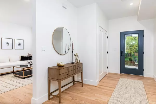 Melrose, MA 02176,34 Waverly Place