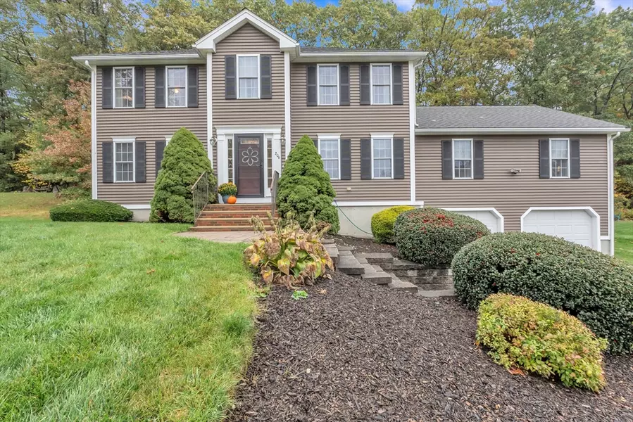 206 Wachusett St, Holden, MA 01520