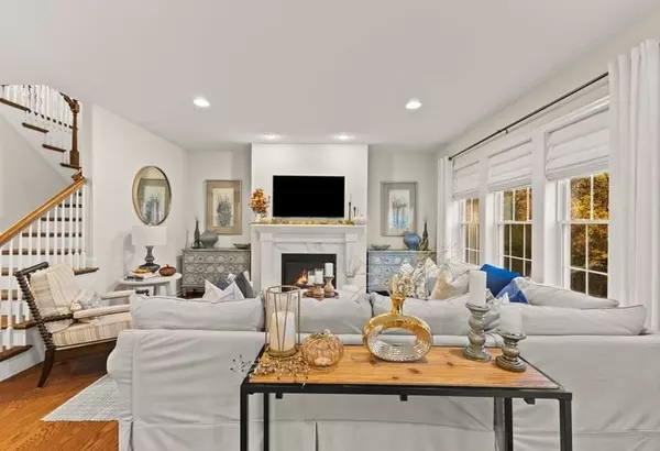 Weymouth, MA 02190,25 Skyhawk Cir