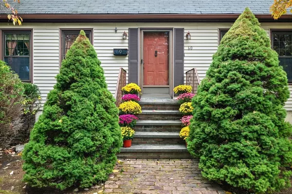 60 Pond St, Milton, MA 02186