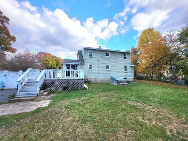 Tewksbury, MA 01876,27 Marie St