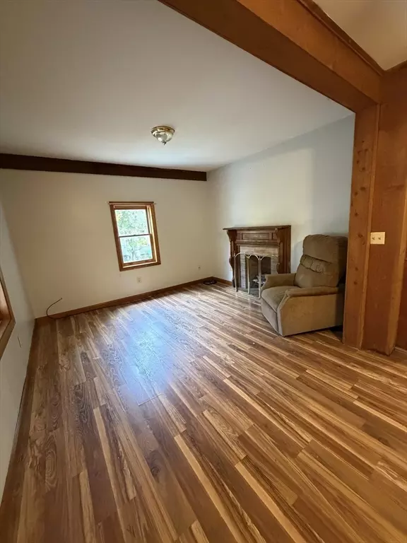 Ware, MA 01082,48 Eddy St