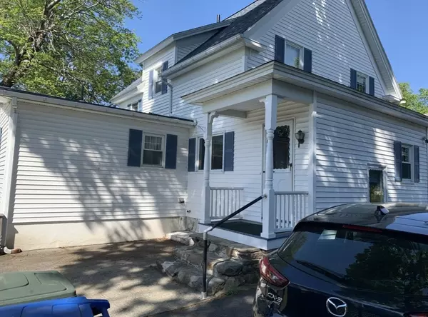 Leominster, MA 01453,49 View St #-