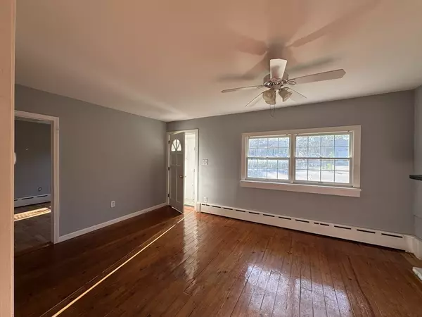 Freetown, MA 02717,5 Lucie Avenue