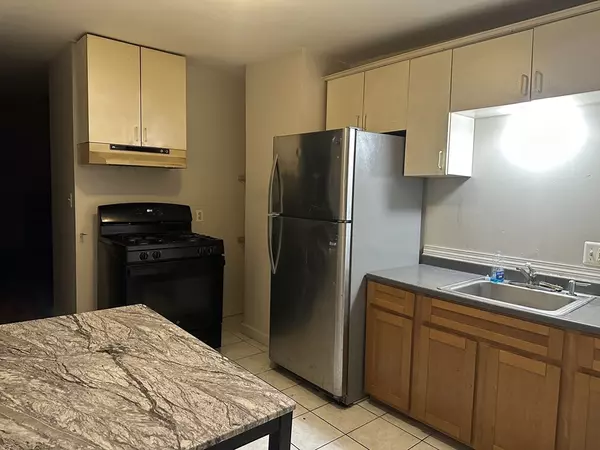 Revere, MA 02151,34 Agawam Street #1R