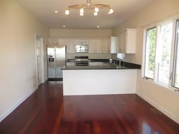 Winthrop, MA 02152,143 Grovers Ave #143