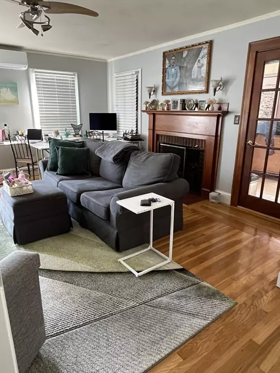 Lynn, MA 01904,815 Lynnfield St