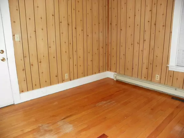 Gardner, MA 01440,19 Franklin Court #1R