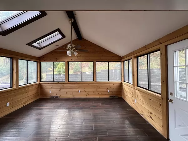 Marlborough, MA 01752,27 Miles Standish #27