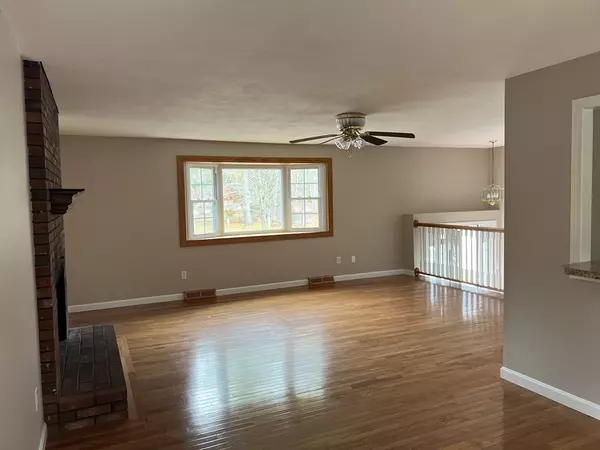 Marlborough, MA 01752,27 Miles Standish #27