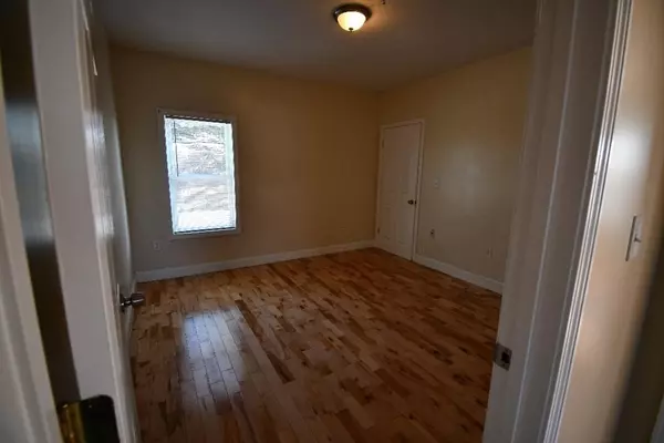 Brockton, MA 02302,40 Sylvester St #2