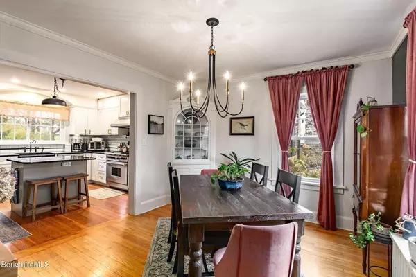 Pittsfield, MA 01201,847 West Street