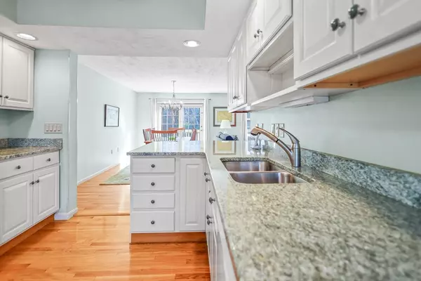 Atkinson, NH 03811,9 Hickory Pond Lane #9