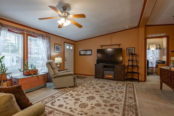 Derry, NH 03038,83 Beech Terrace