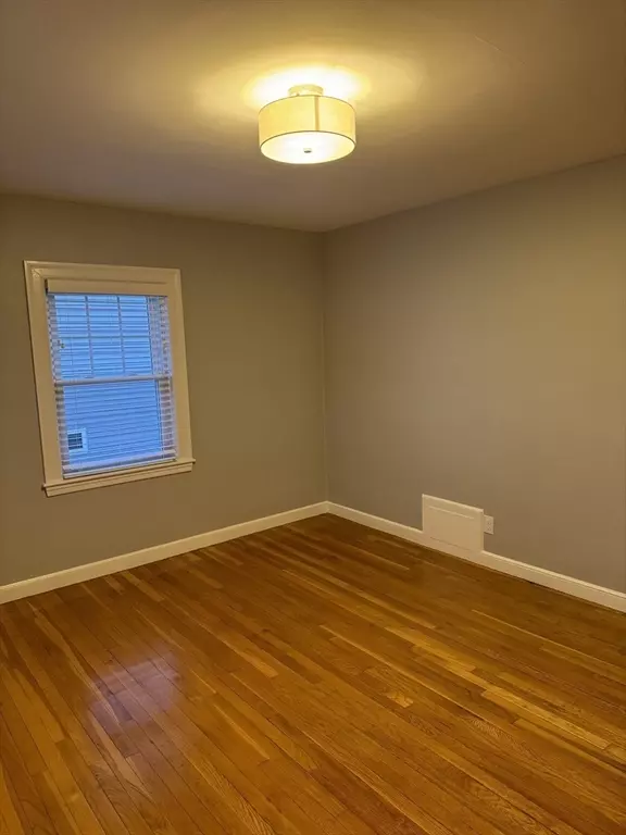 Milton, MA 02186,438 Central Avenue #2