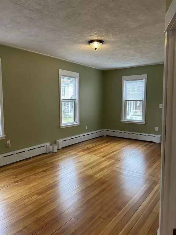 New Bedford, MA 02745,267 Belair St