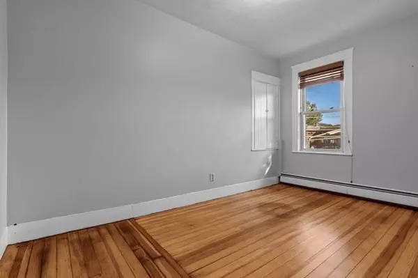 Watertown, MA 02472,253 Sycamore St #253