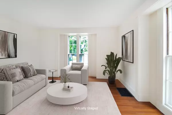 Newton, MA 02465,110 Webster St #110