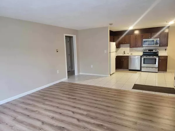 Burlington, MA 01803,1 Hallmark Gardens #1