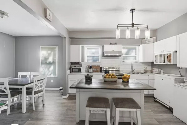 Fitchburg, MA 01420,19 Ashburnham St