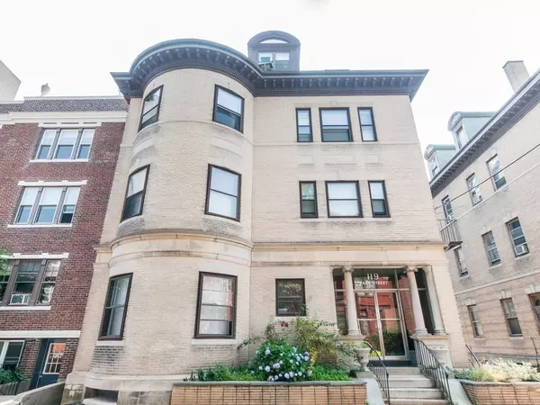 119 Park Street #7, Brookline, MA 02446