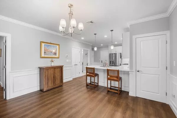 Medford, MA 02155,320 Middlesex Ave #A208