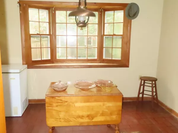 Sandwich, MA 02644,16 Route 130