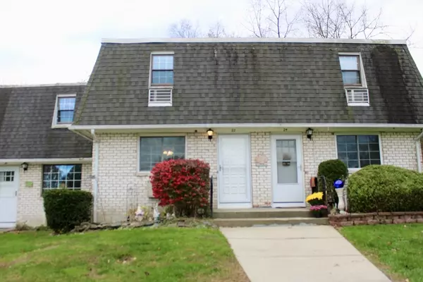 Greenfield, MA 01302,22 Princeton Ter #22