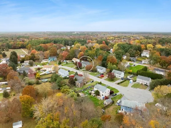 Taunton, MA 02718,50 Azalea Dr #50